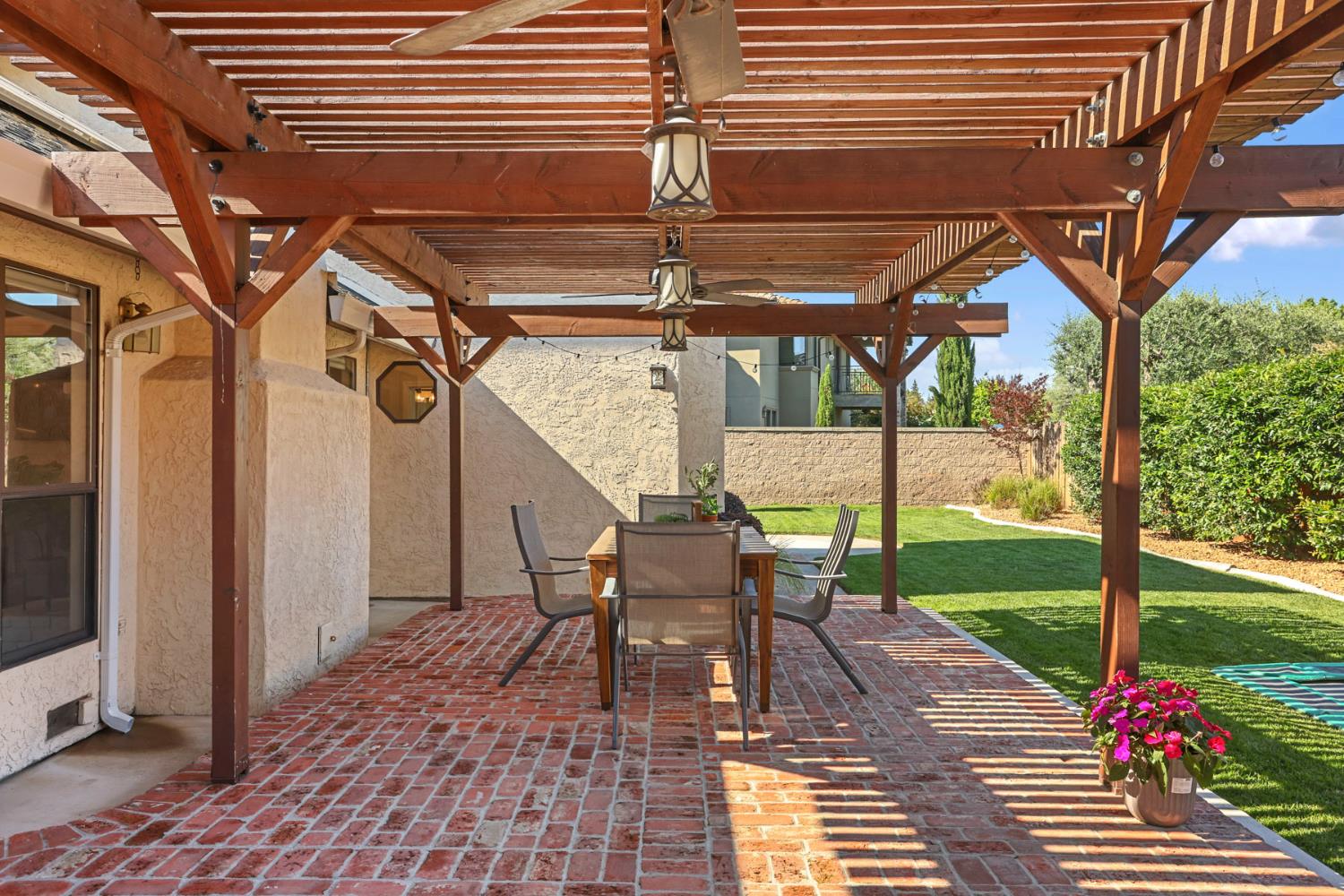 969 Spring Creek Drive, Ripon, CA 95366