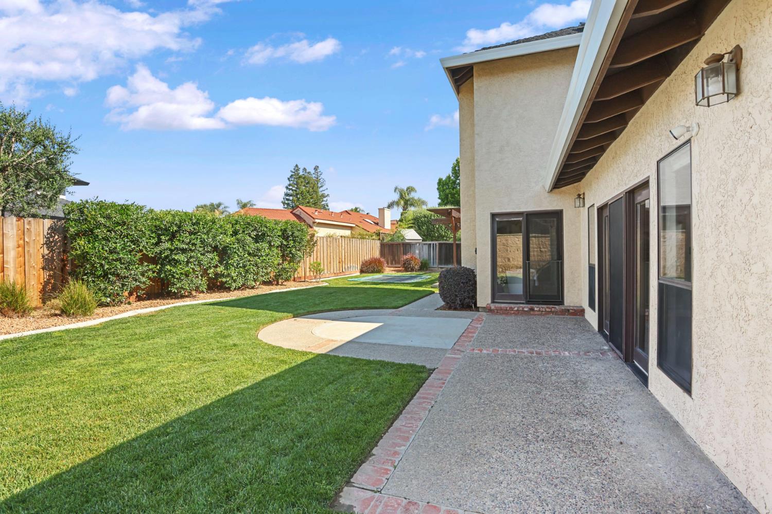 969 Spring Creek Drive, Ripon, CA 95366