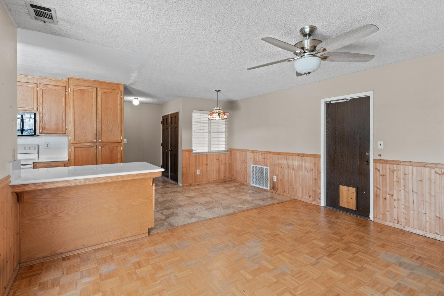 986 Pebble Way, Manteca, CA 95336