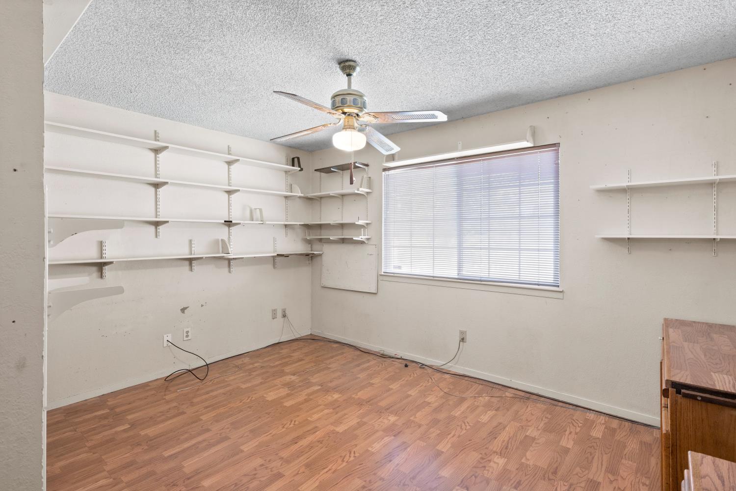986 Pebble Way, Manteca, CA 95336
