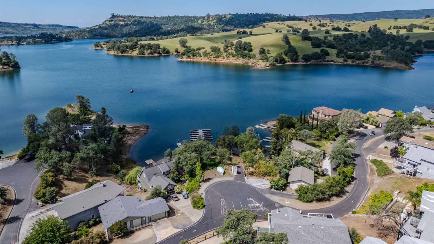 904 Foothill Rd, Copperopolis, CA 95228