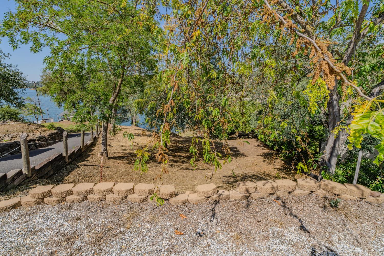 904 Foothill Rd, Copperopolis, CA 95228