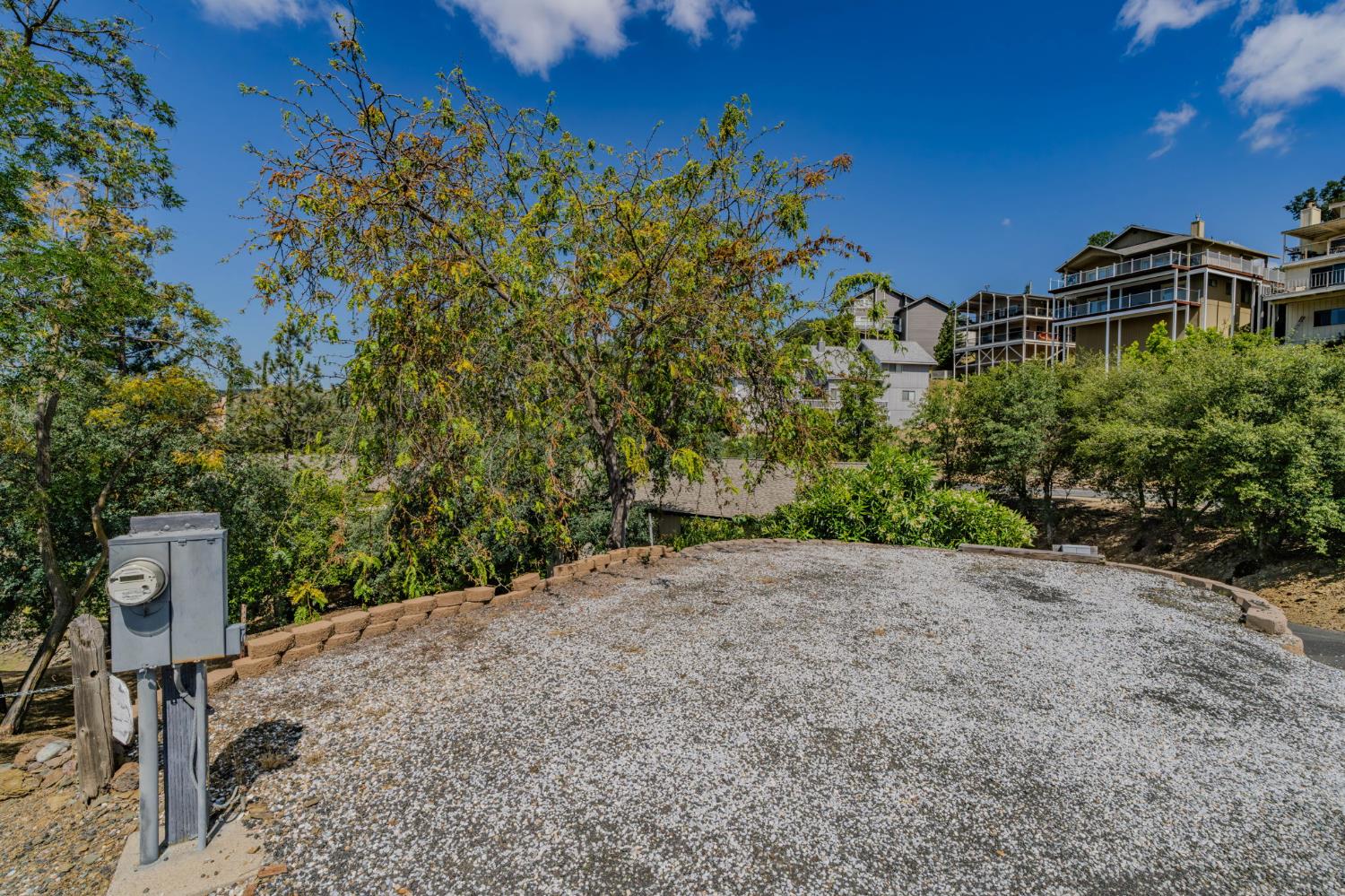 904 Foothill Rd, Copperopolis, CA 95228
