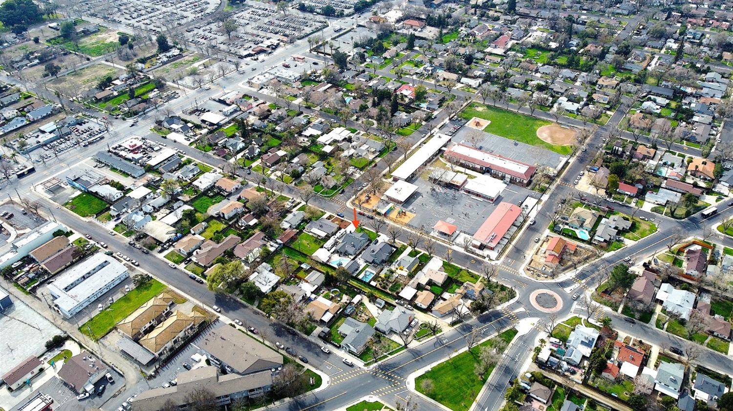 204 N Santa Ana Ave, Modesto, CA 95354
