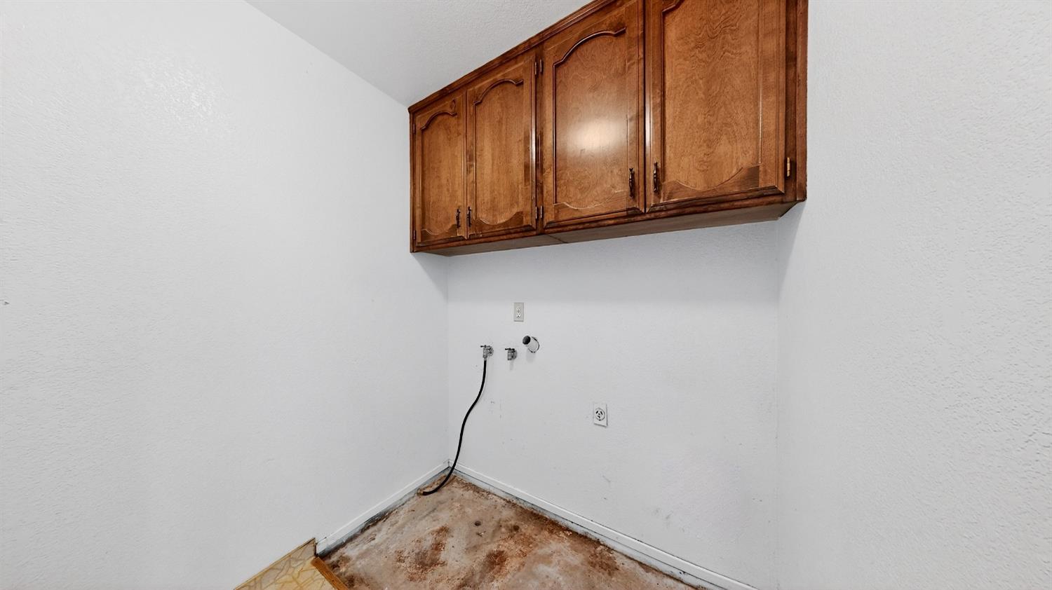 2401 Ellison Dr, Modesto, CA 95355