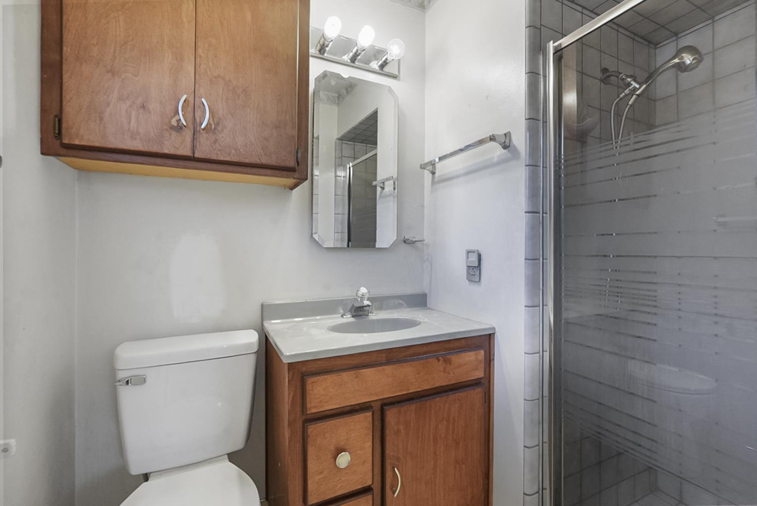 729 Mulberry Ave, Atwater, CA 95301