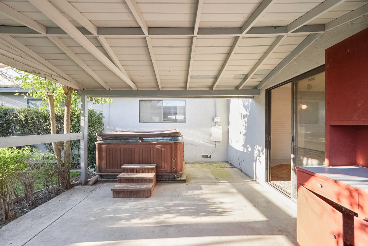 729 Mulberry Ave, Atwater, CA 95301