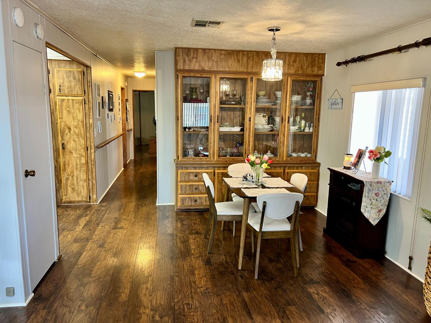 3817 Lahaina Ln, Modesto, CA 95355