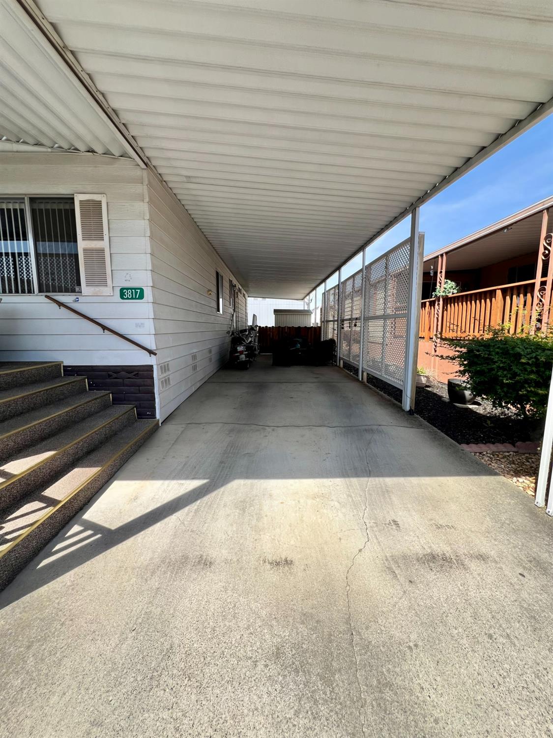 3817 Lahaina Ln, Modesto, CA 95355