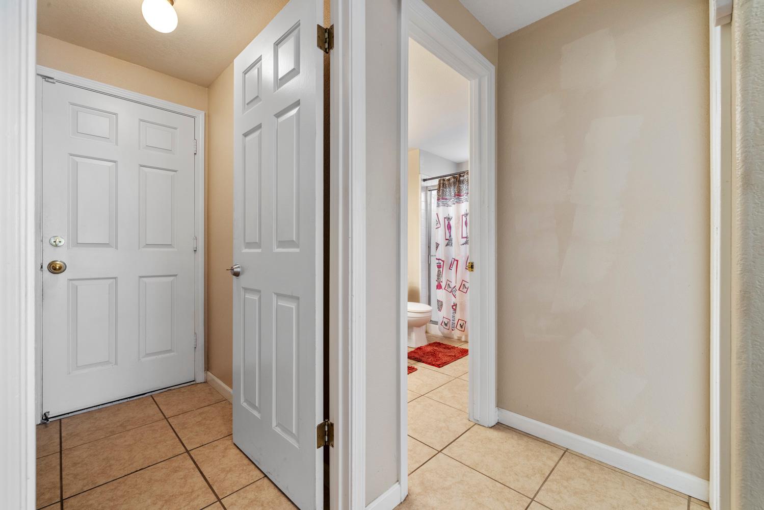 748 Codington Way, Modesto, CA 95357