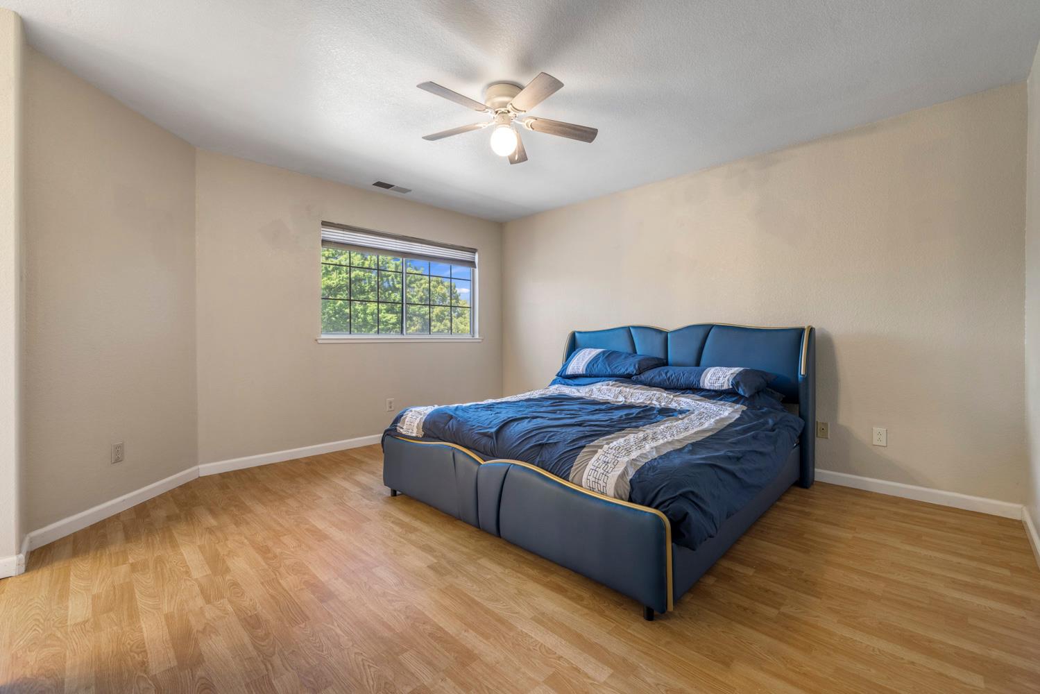 748 Codington Way, Modesto, CA 95357
