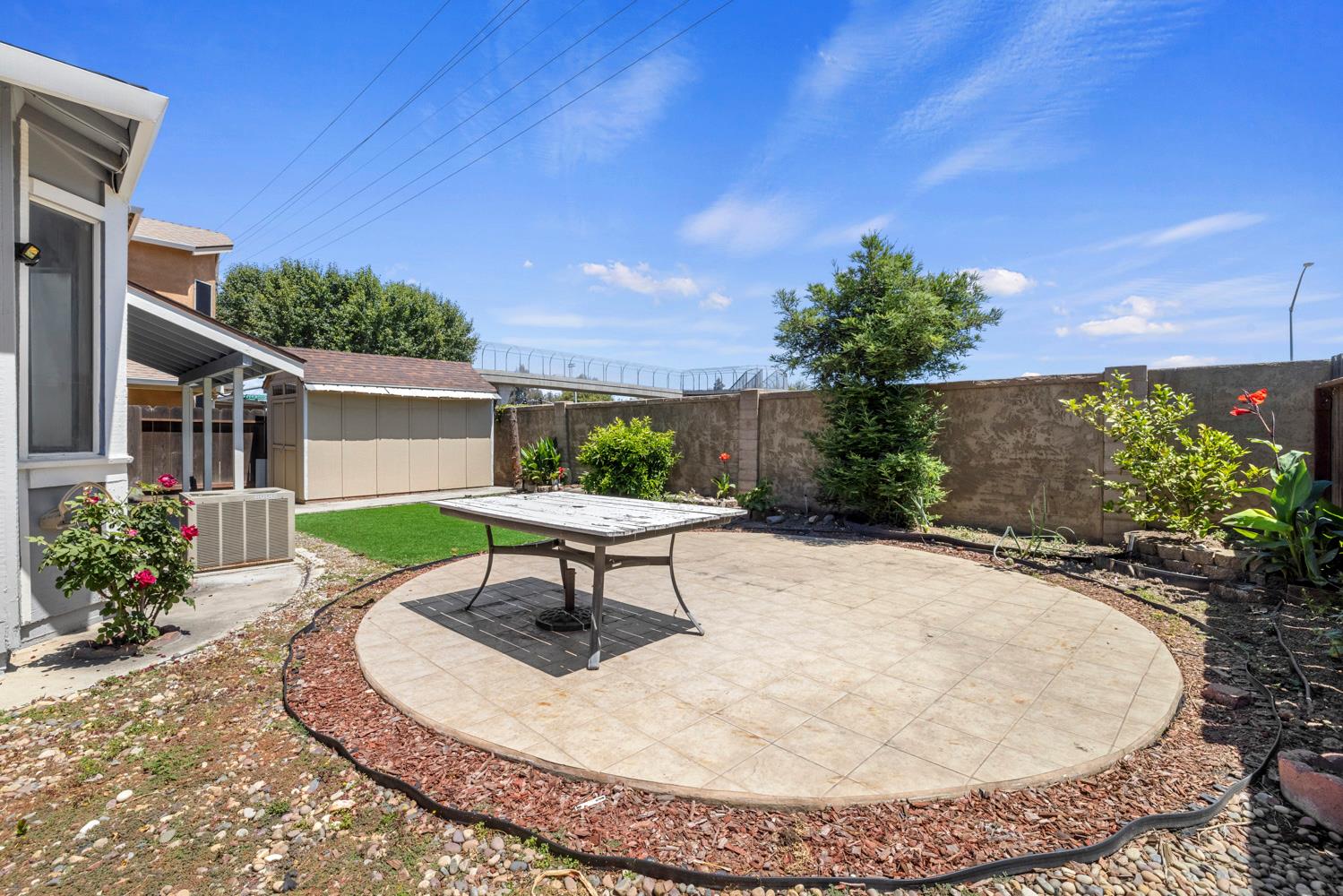 748 Codington Way, Modesto, CA 95357