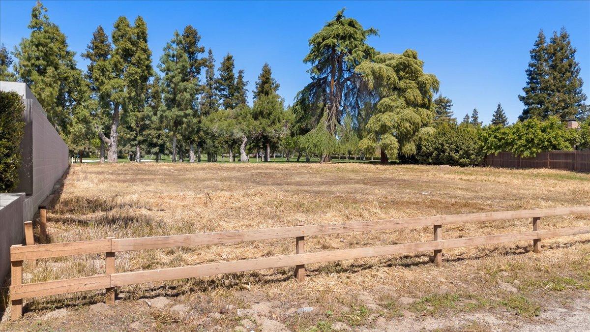 0 Country Club Dr, Modesto, CA 95356