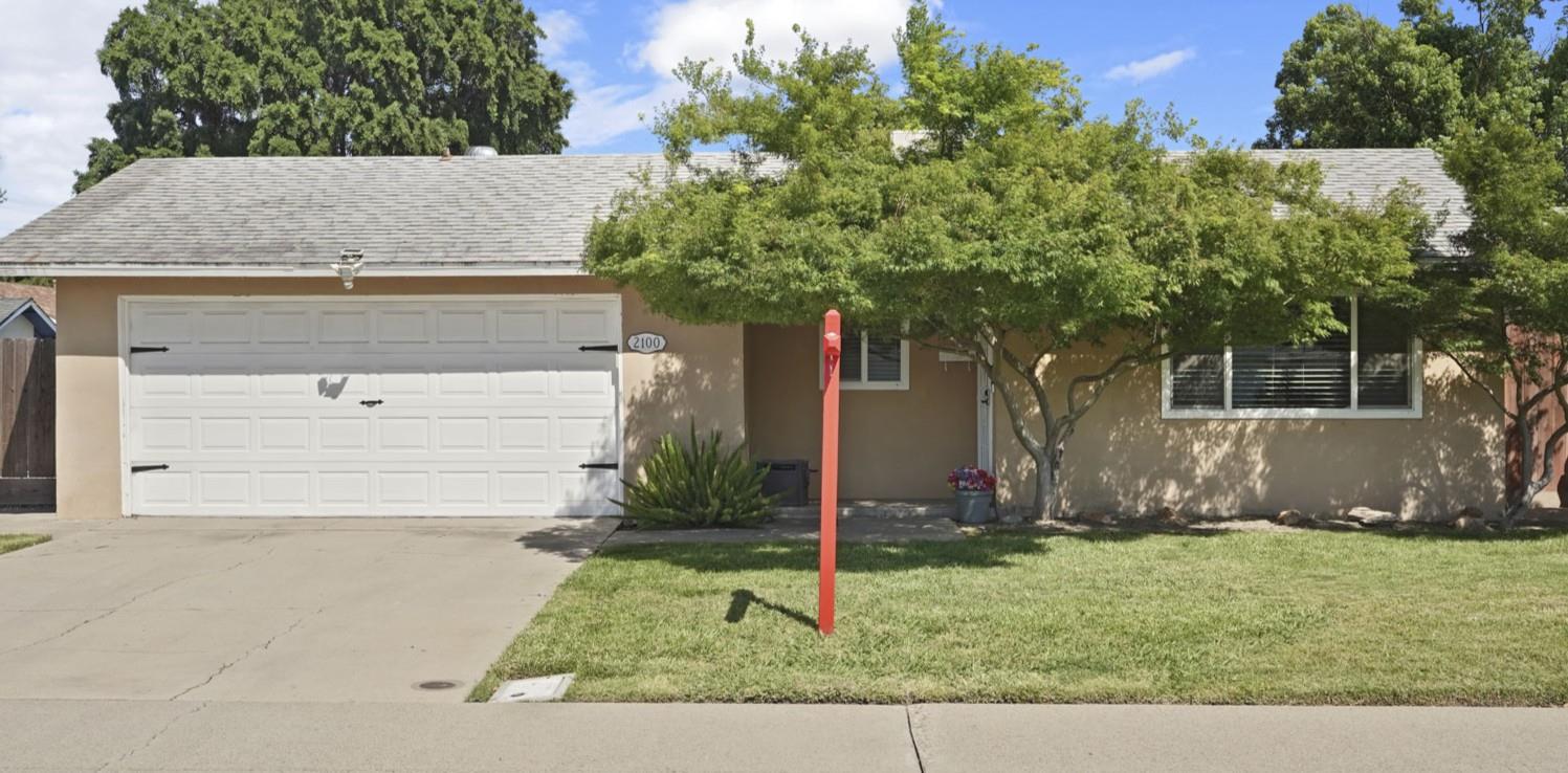 2100 preston Ln, Modesto, CA 95355