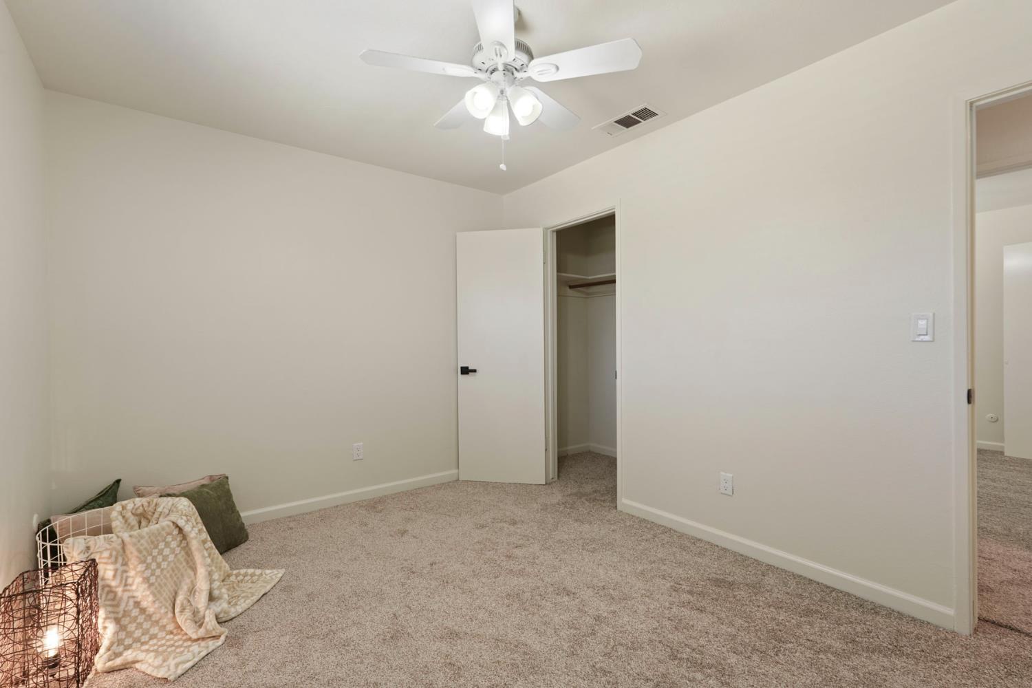 2100 preston Ln, Modesto, CA 95355