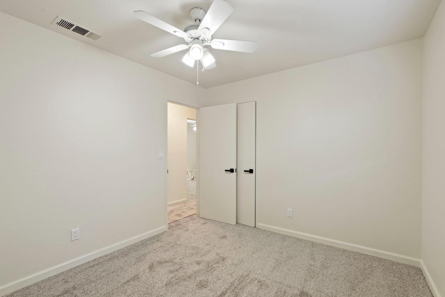 2100 preston Ln, Modesto, CA 95355