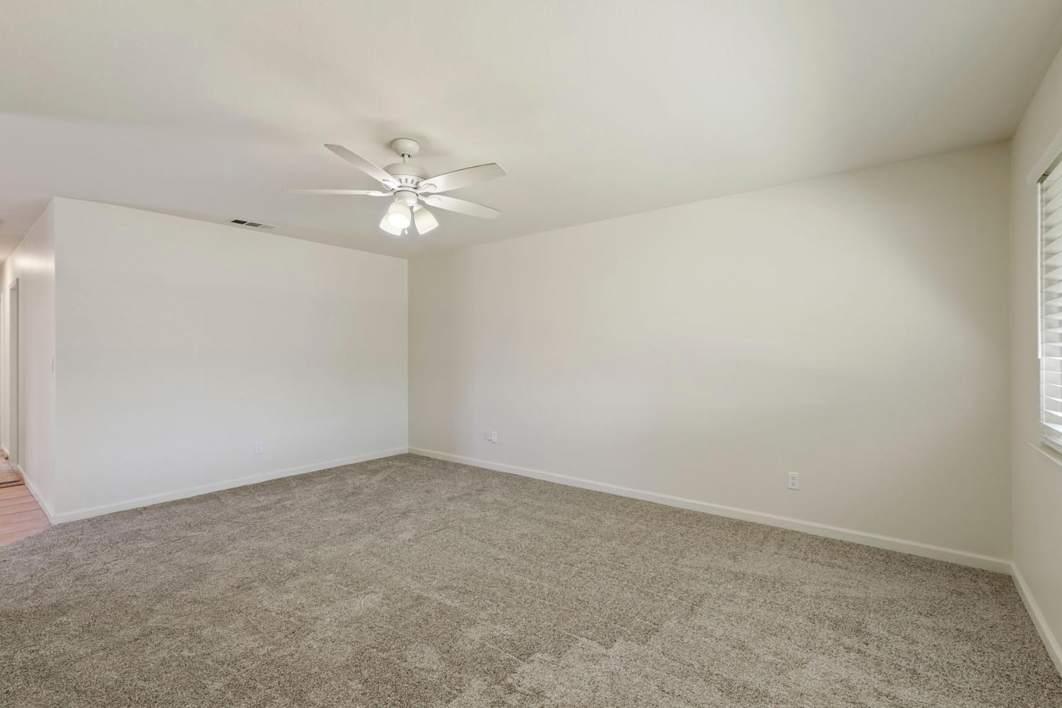 2100 preston Ln, Modesto, CA 95355