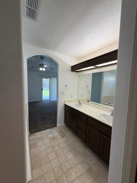 1580 Via Del Pettoruto, Gustine, CA 95322