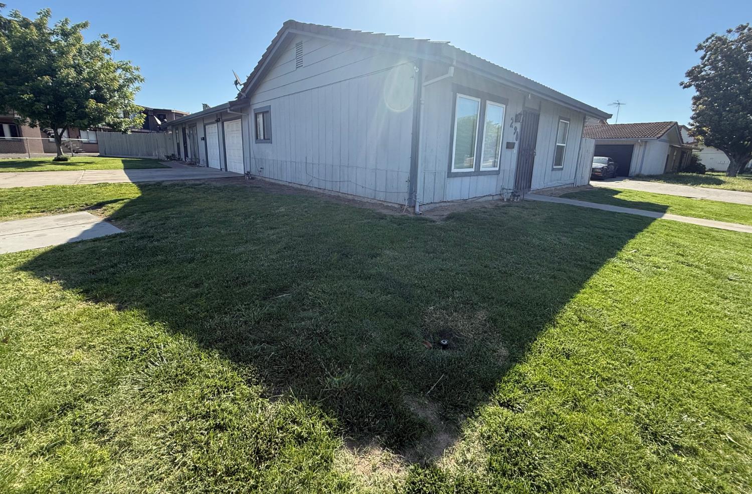 290 Northwoods Ave, Manteca, CA 95336