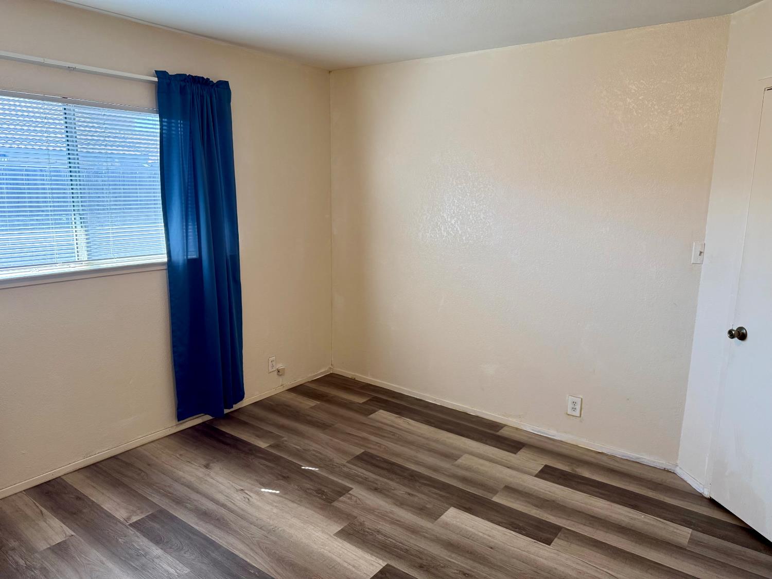 290 Northwoods Ave, Manteca, CA 95336