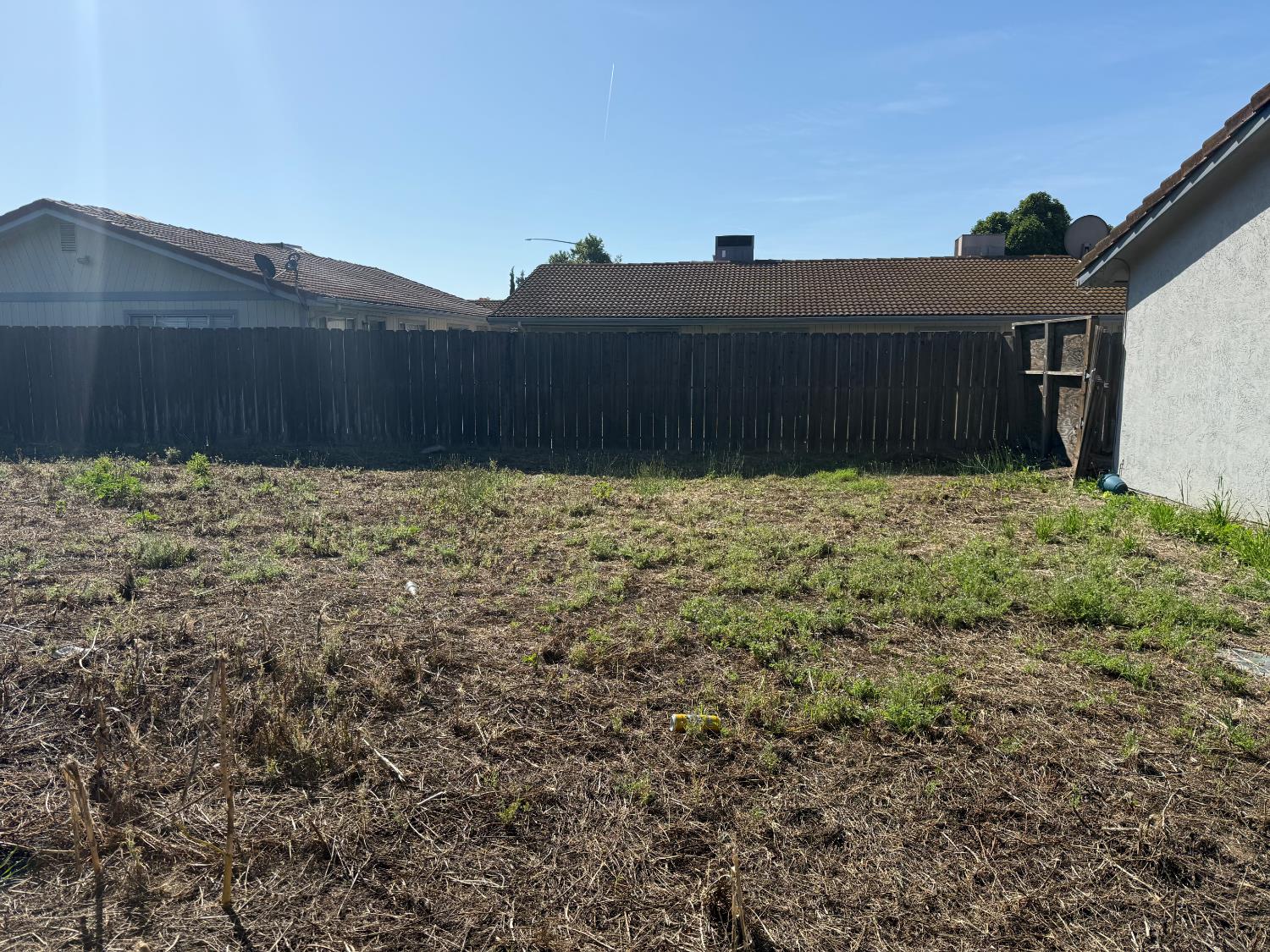 290 Northwoods Ave, Manteca, CA 95336
