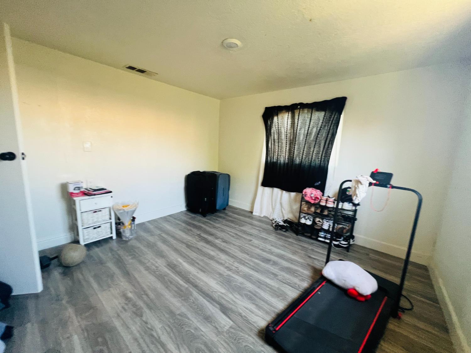 2038 Tulsa St, Modesto, CA 95358