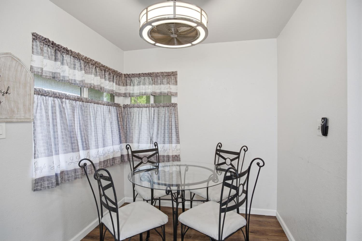 1436 Montclair Dr, Modesto, CA 95350