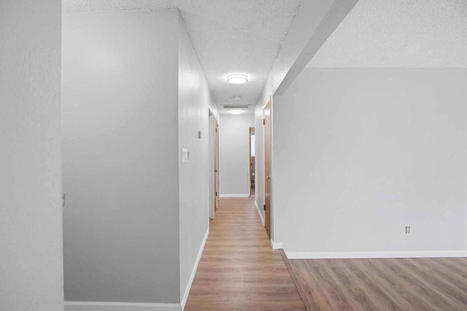 1436 Montclair Dr, Modesto, CA 95350