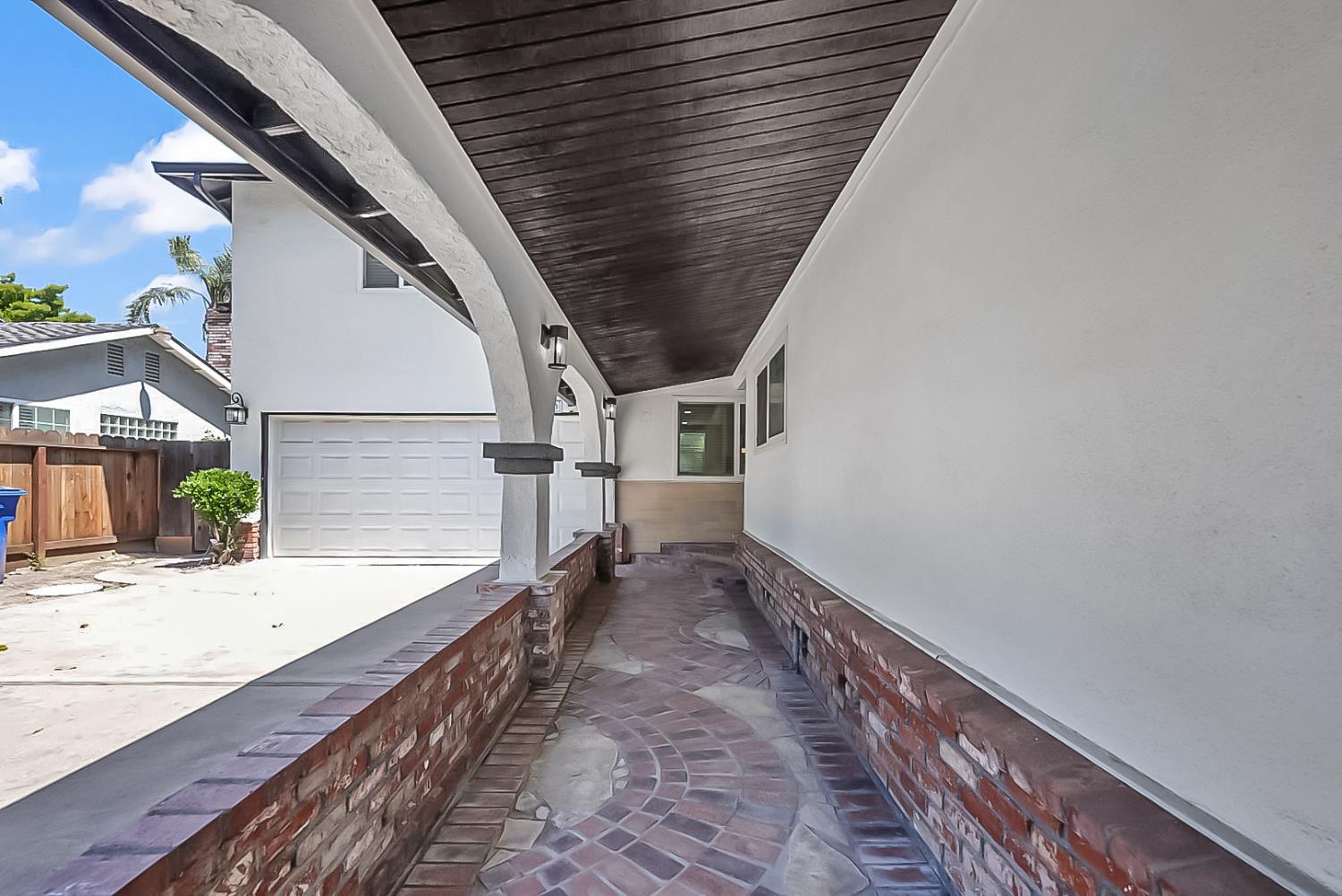 1220 Sonoma Ave, Modesto, CA 95355