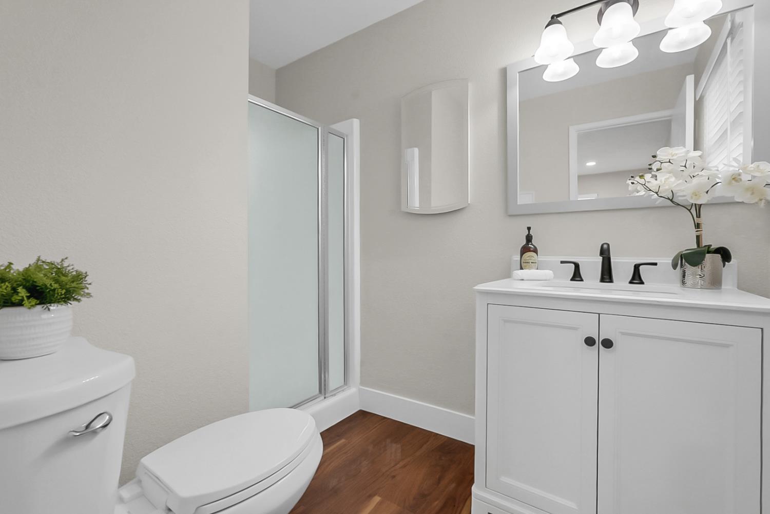 1220 Sonoma Ave, Modesto, CA 95355
