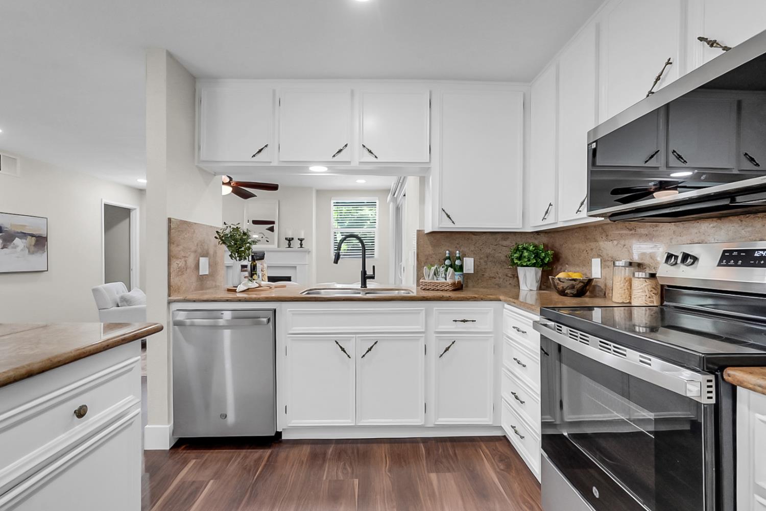 1220 Sonoma Ave, Modesto, CA 95355