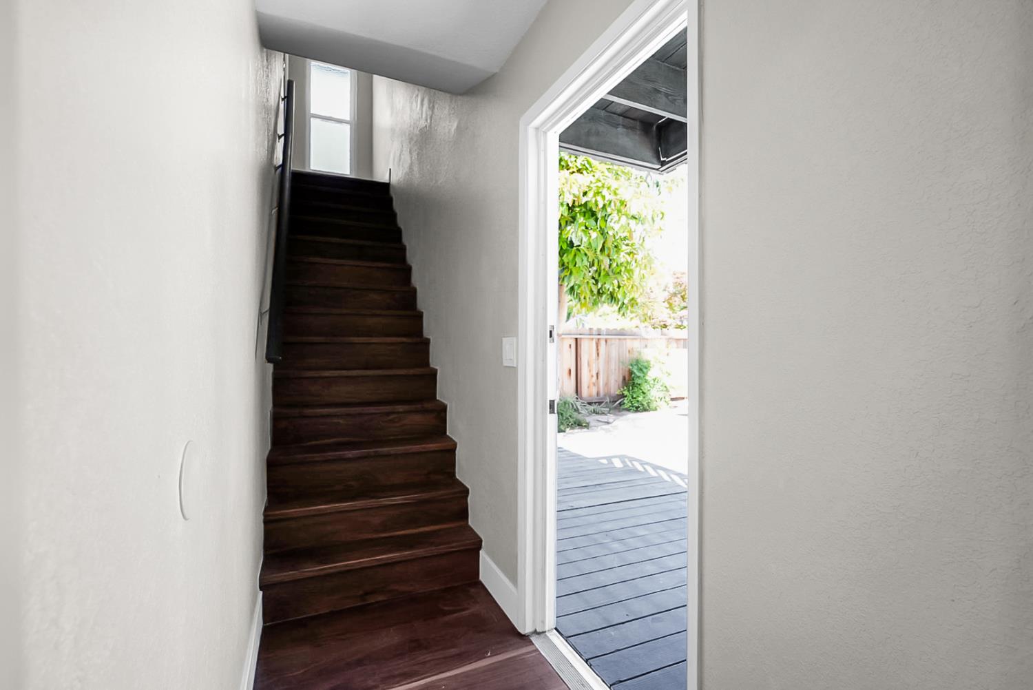 1220 Sonoma Ave, Modesto, CA 95355