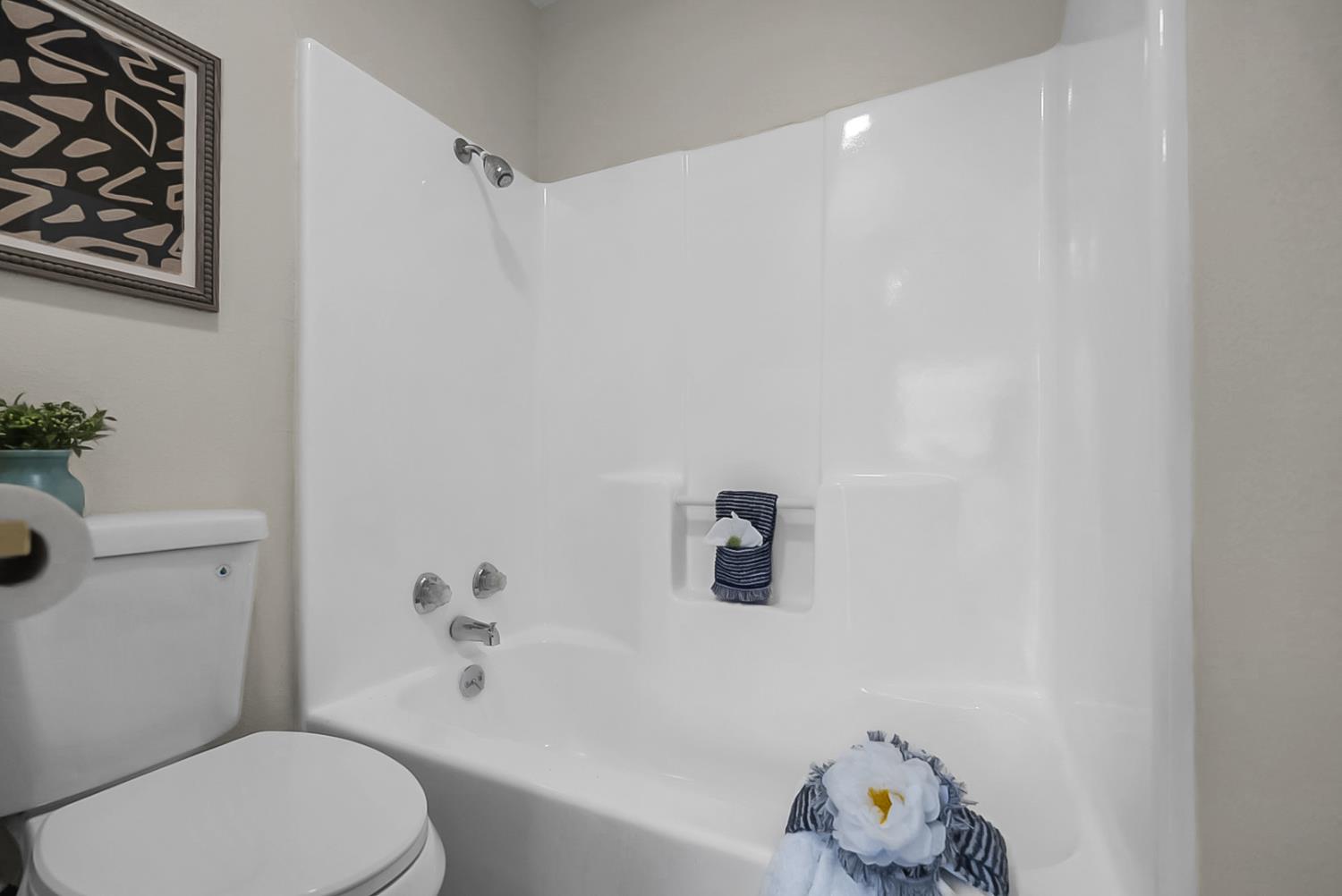 1220 Sonoma Ave, Modesto, CA 95355