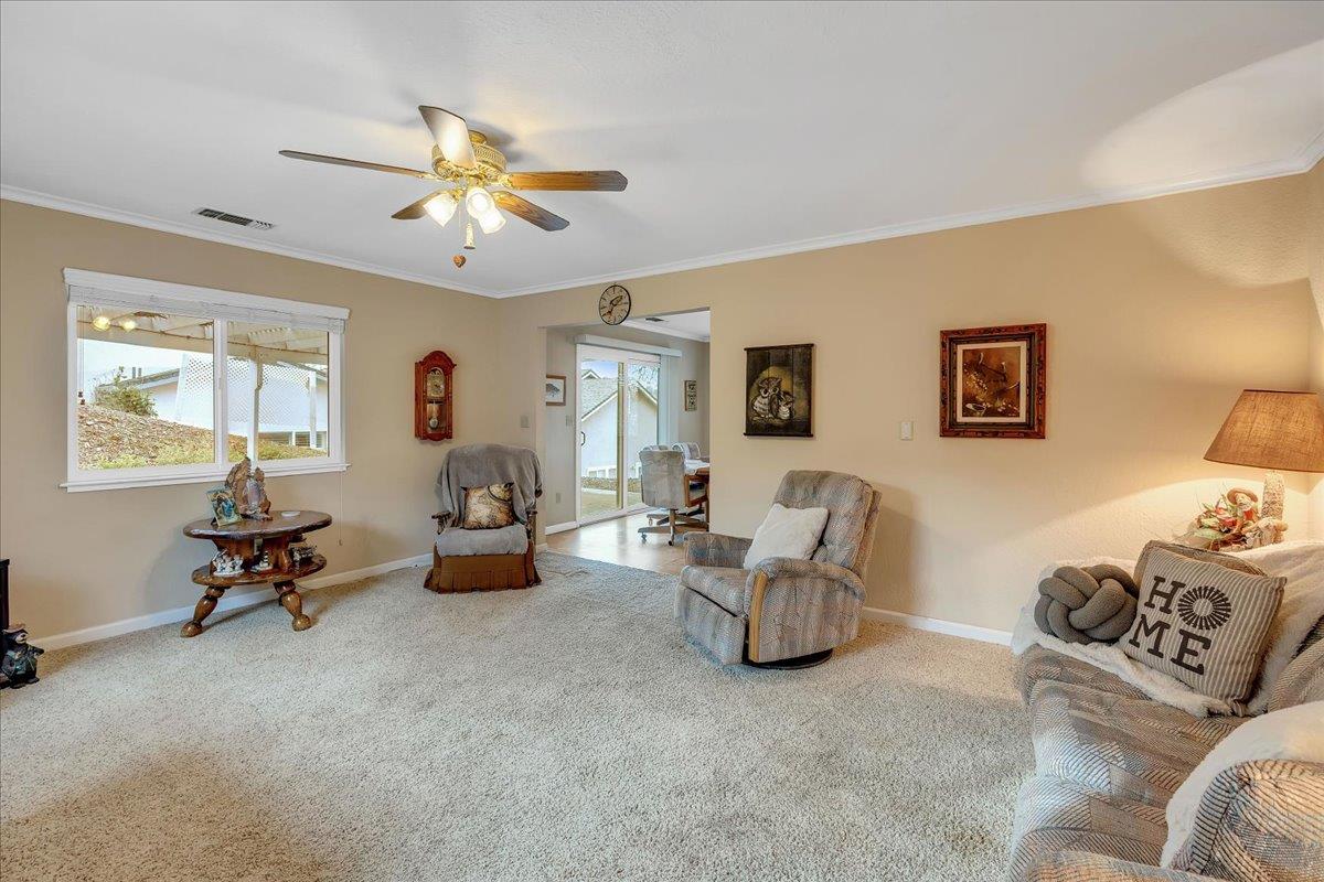 342 Poker Flat Rd, Copperopolis, CA 95228