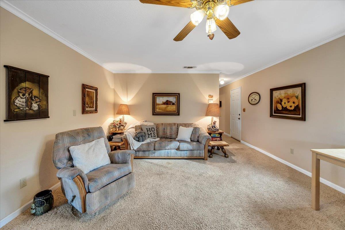 342 Poker Flat Rd, Copperopolis, CA 95228