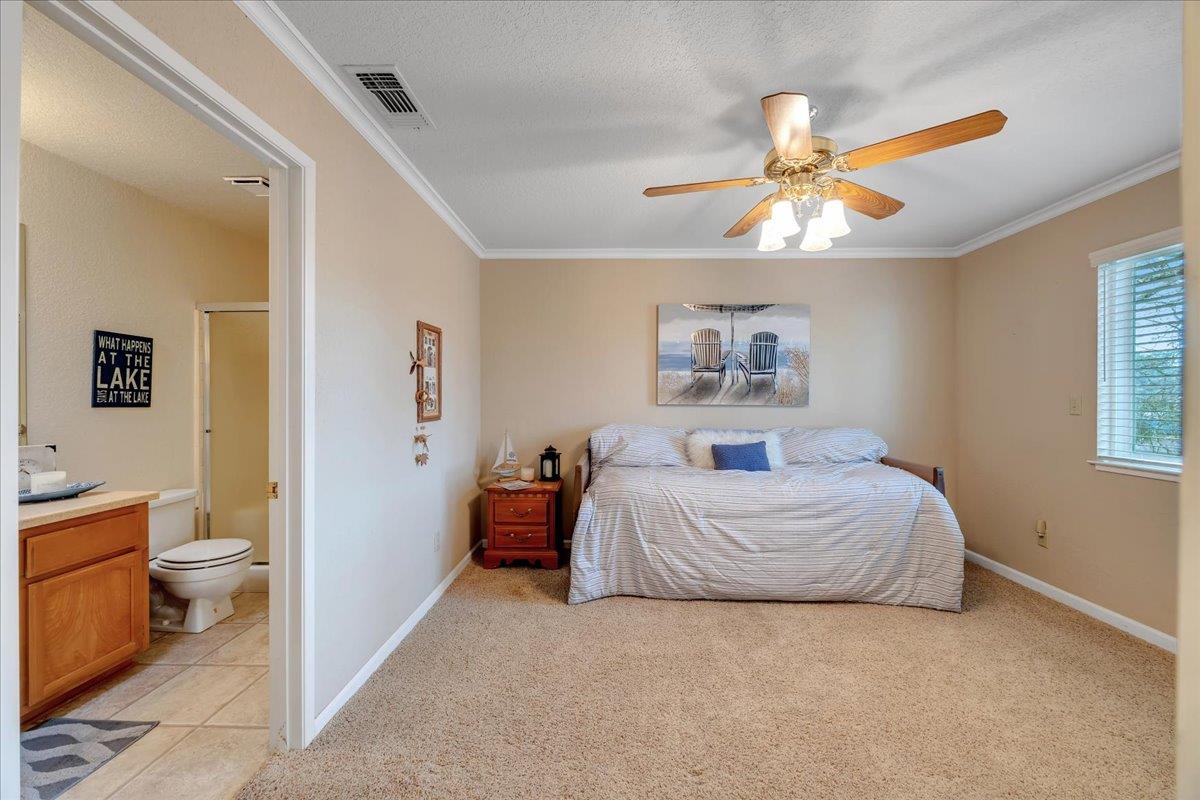 342 Poker Flat Rd, Copperopolis, CA 95228