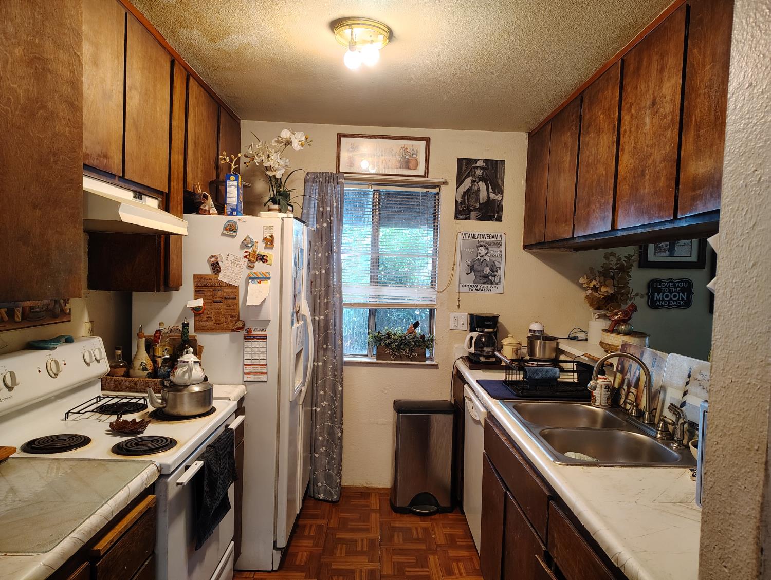 1201 1203 Grand Prix Dr, Modesto, CA 95356