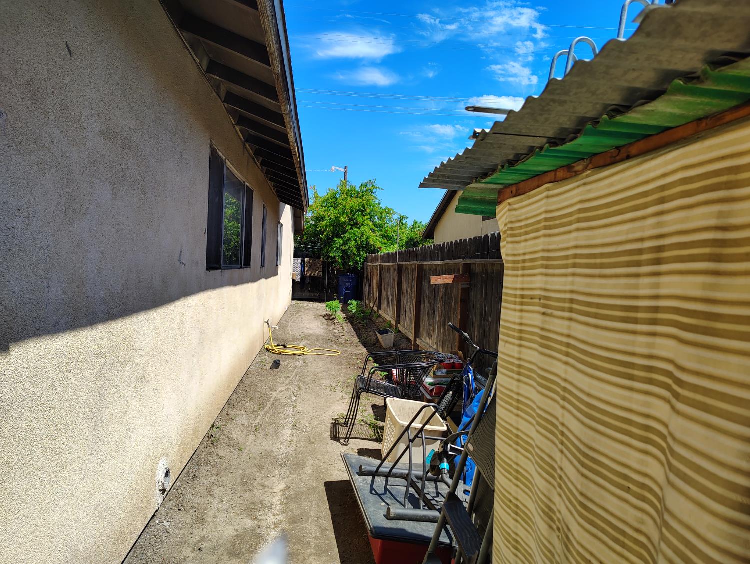 1201 1203 Grand Prix Dr, Modesto, CA 95356