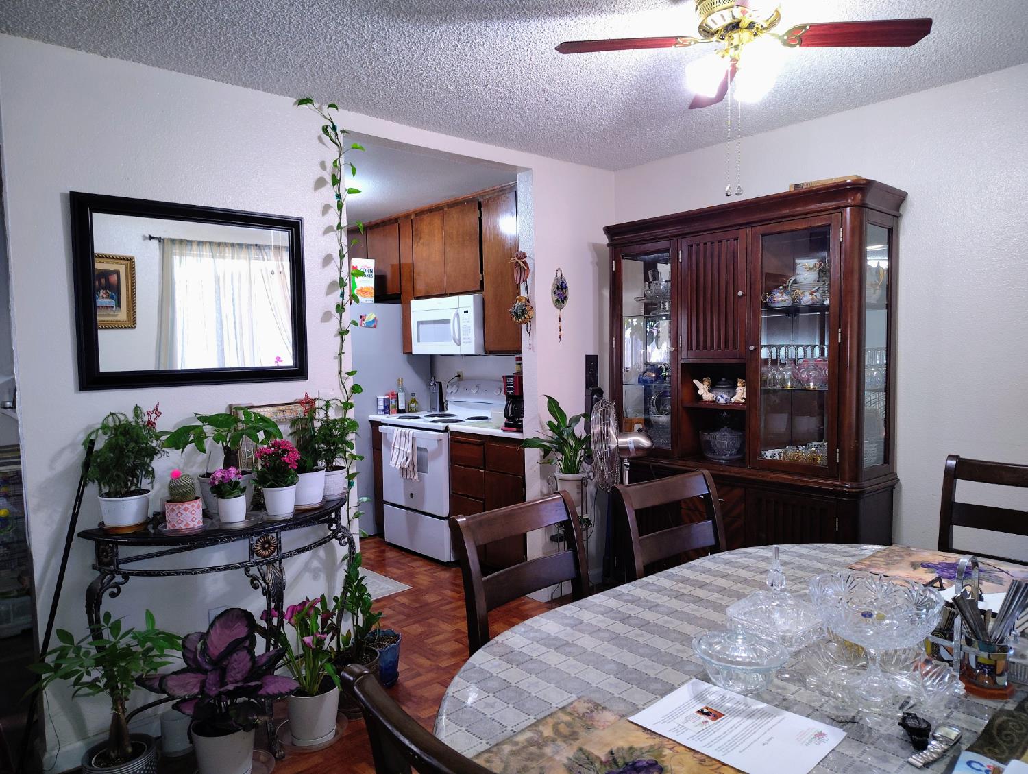 1201 1203 Grand Prix Dr, Modesto, CA 95356