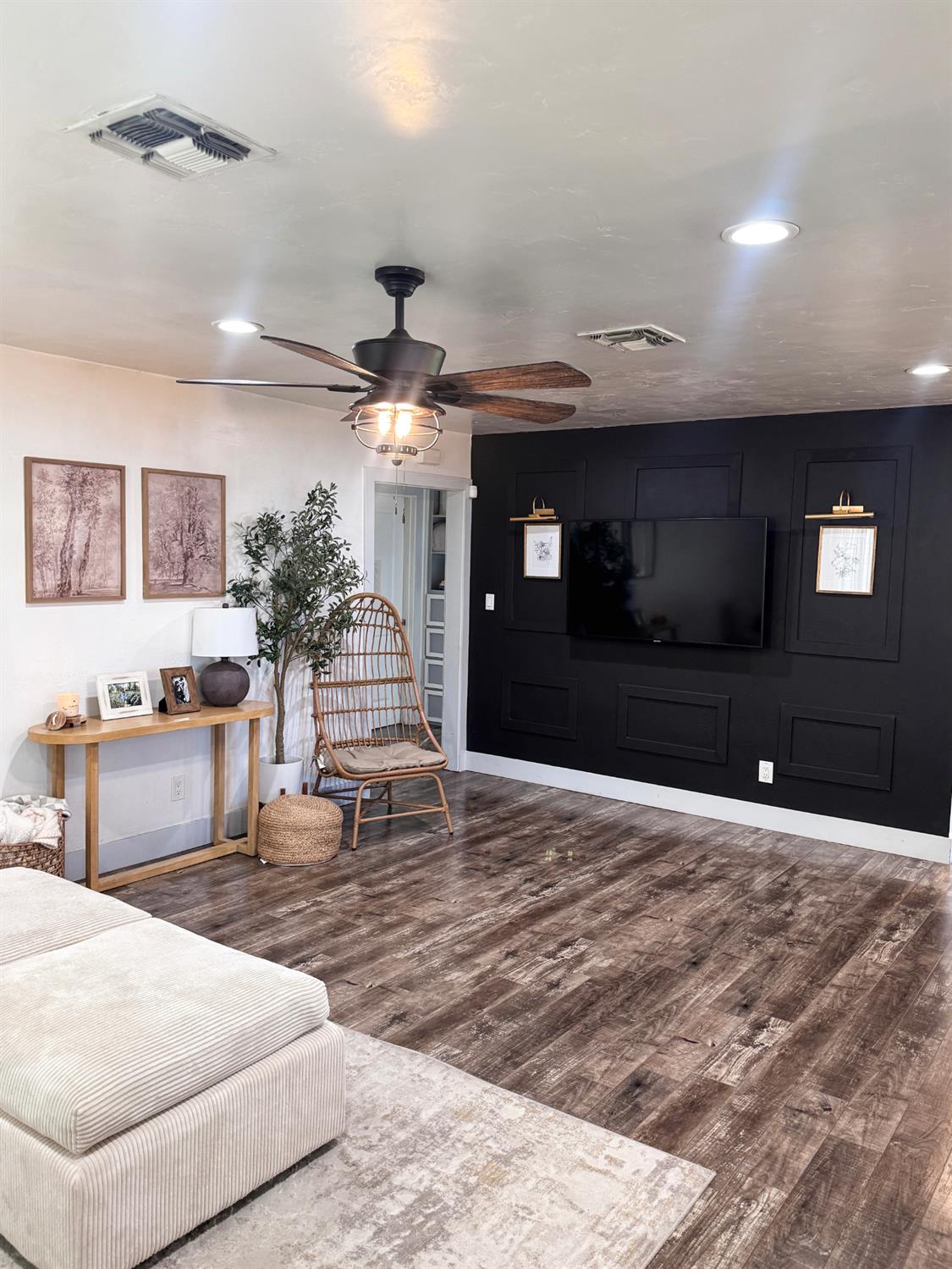 400 N Western Ave, Waterford, CA 95386
