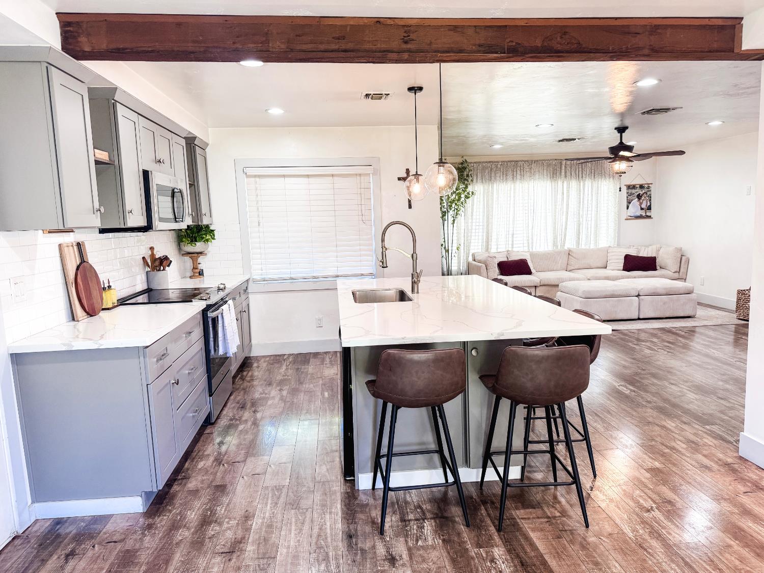 400 N Western Ave, Waterford, CA 95386