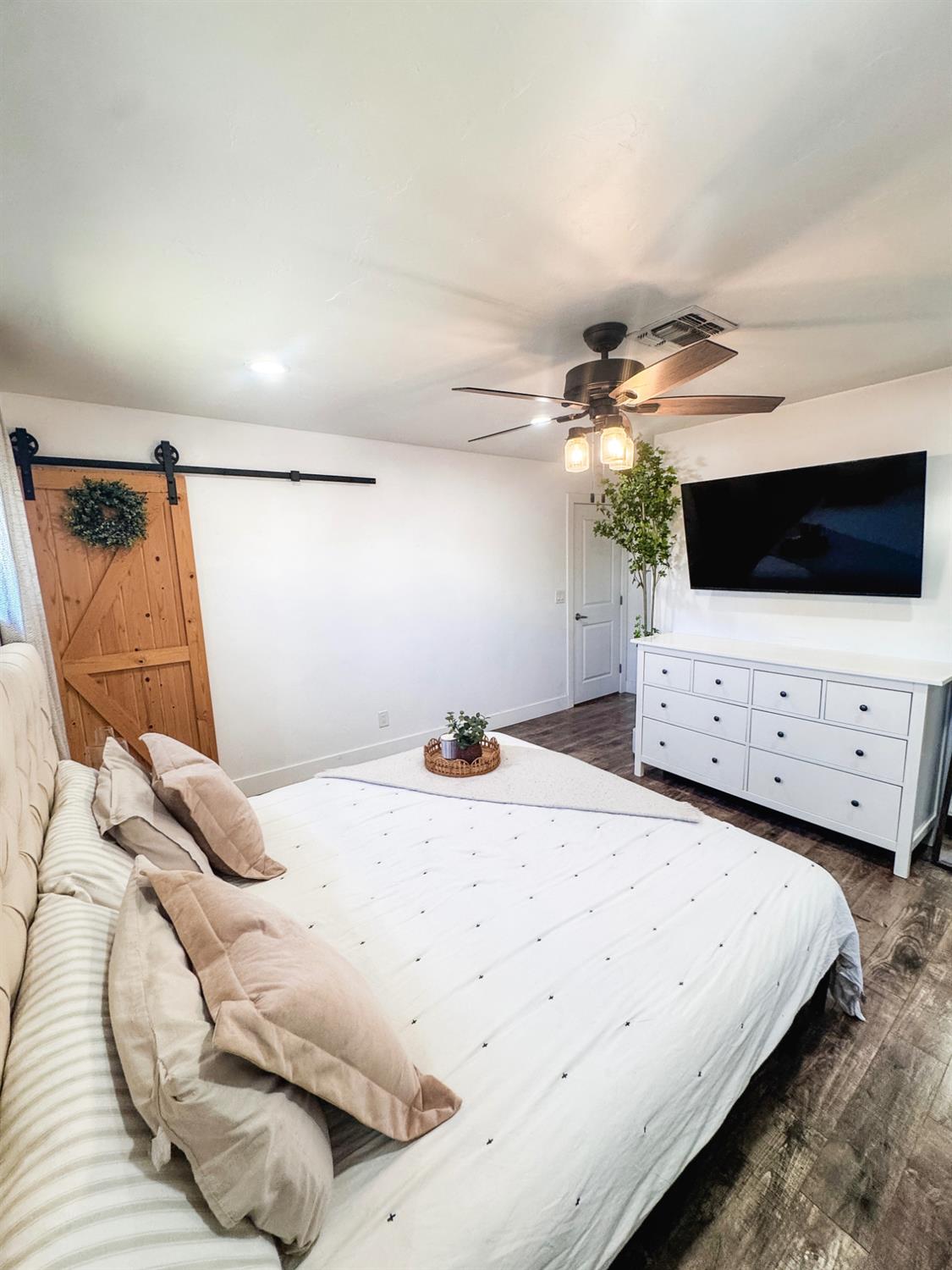 400 N Western Ave, Waterford, CA 95386
