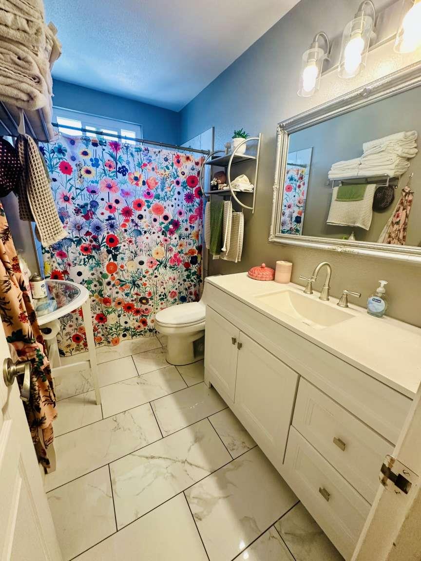 822 N Acacia Ave, Ripon, CA 95366
