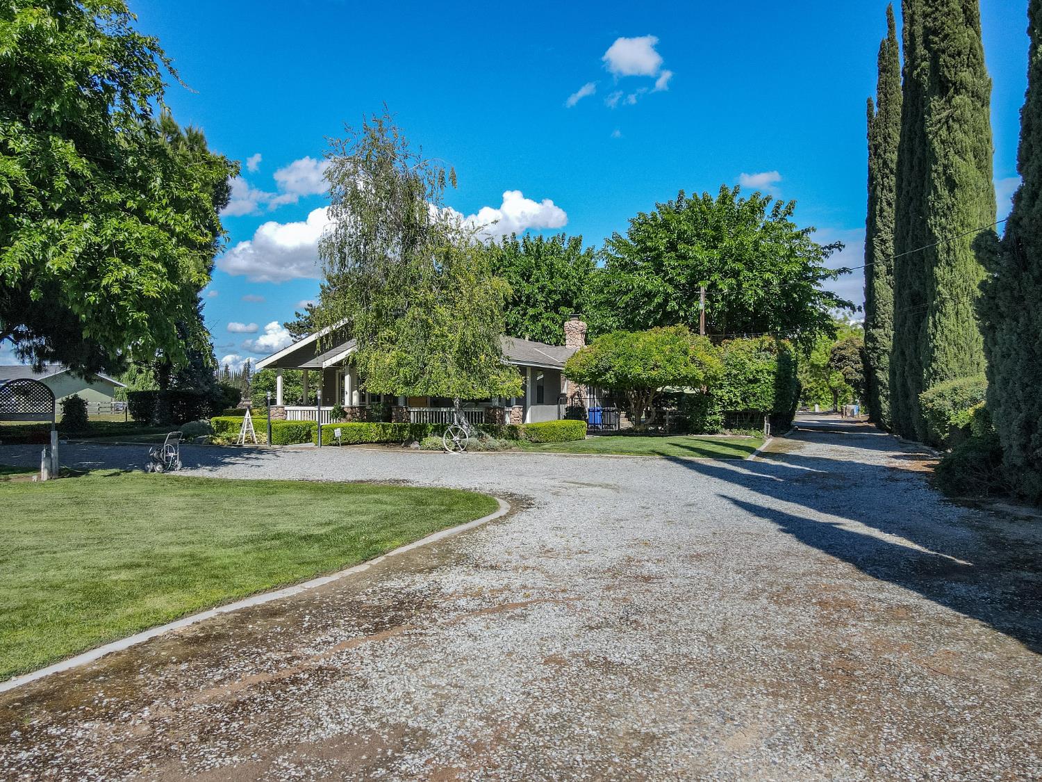5648 Esmar Rd, Ceres, CA 95307