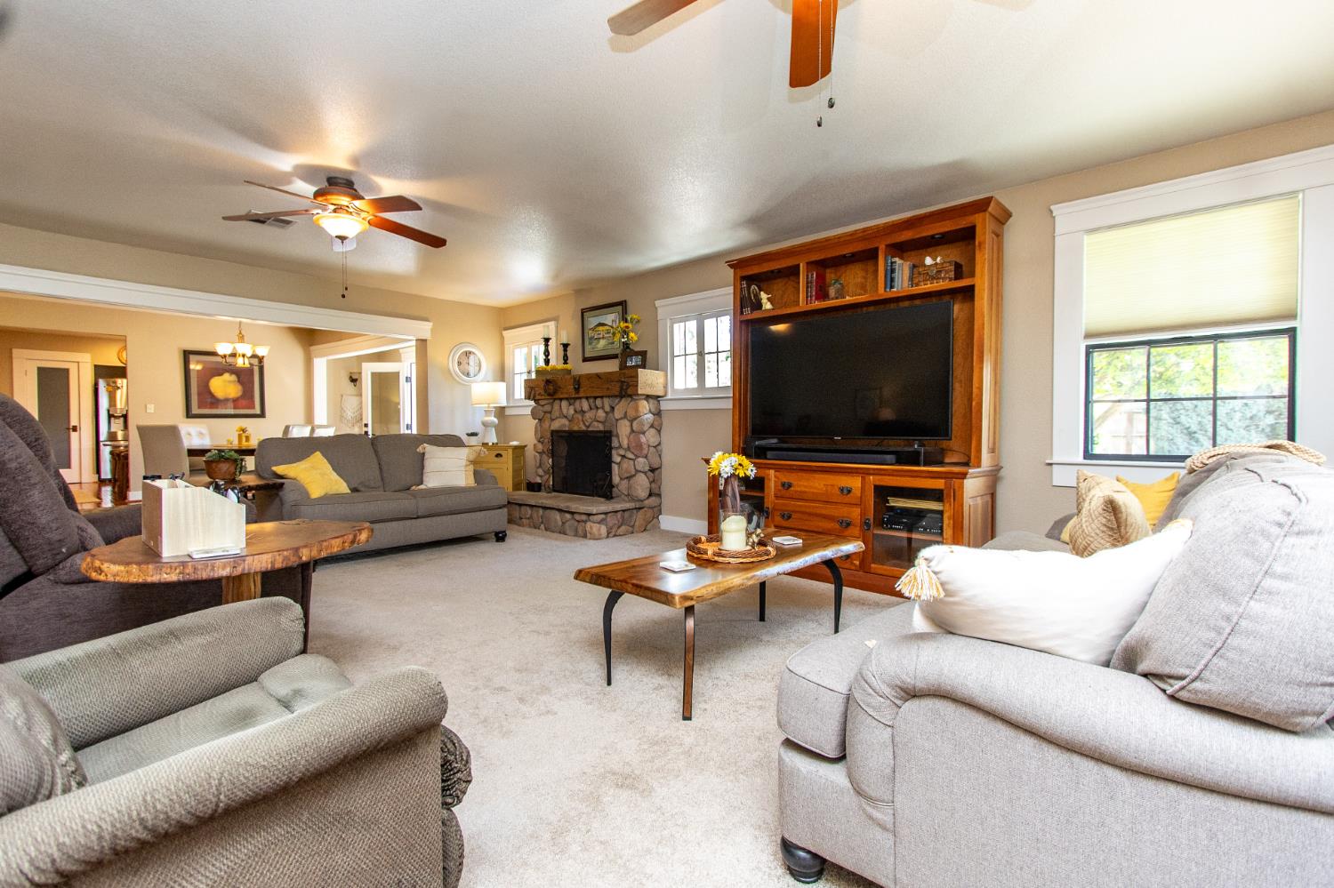 5648 Esmar Rd, Ceres, CA 95307