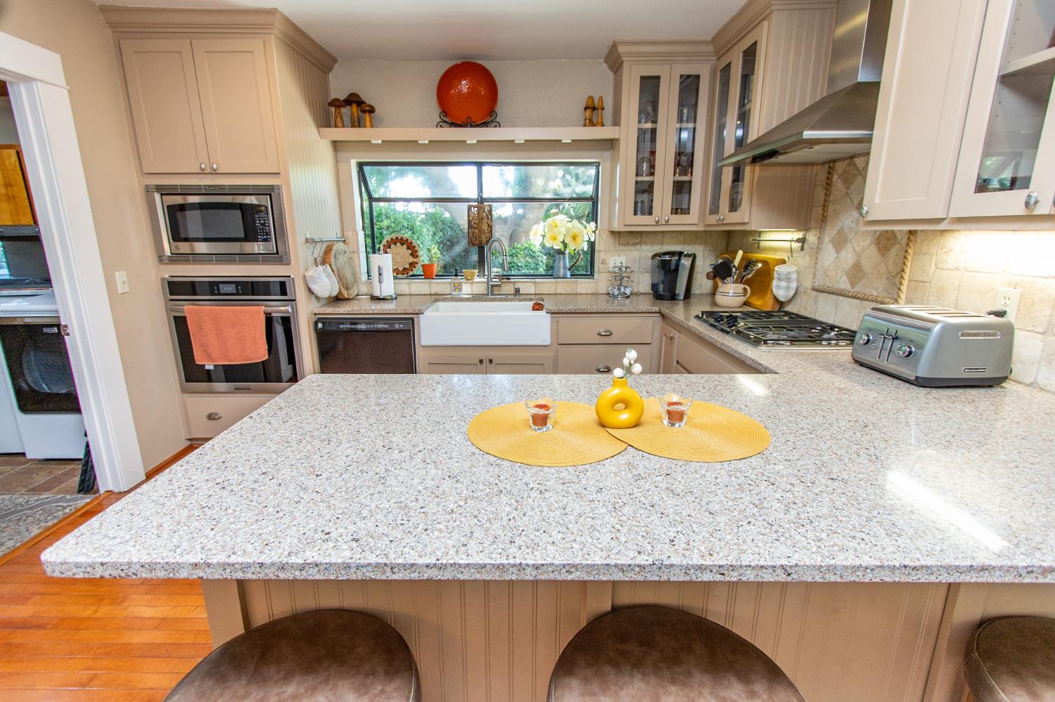 5648 Esmar Rd, Ceres, CA 95307