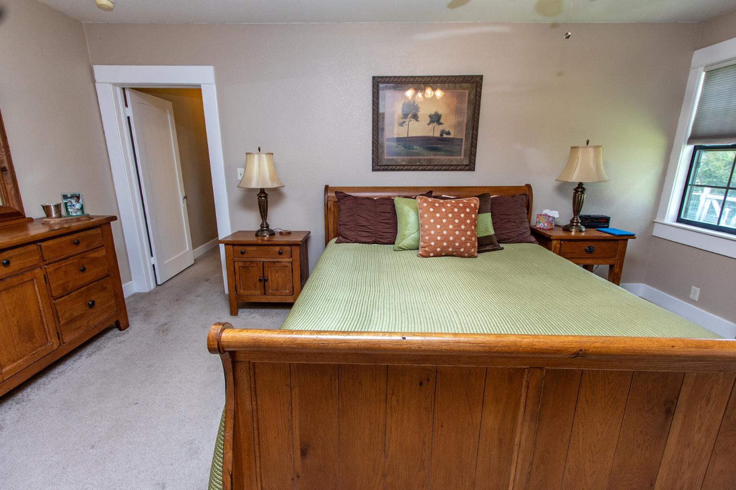 5648 Esmar Rd, Ceres, CA 95307