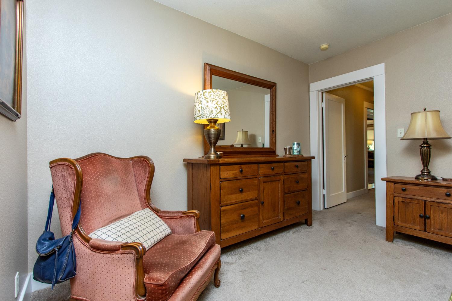 5648 Esmar Rd, Ceres, CA 95307