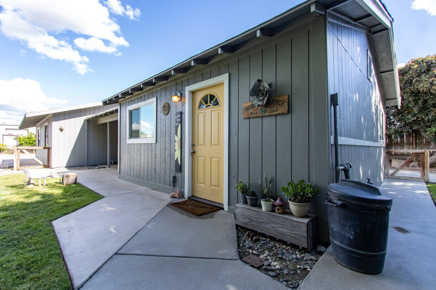 5648 Esmar Rd, Ceres, CA 95307