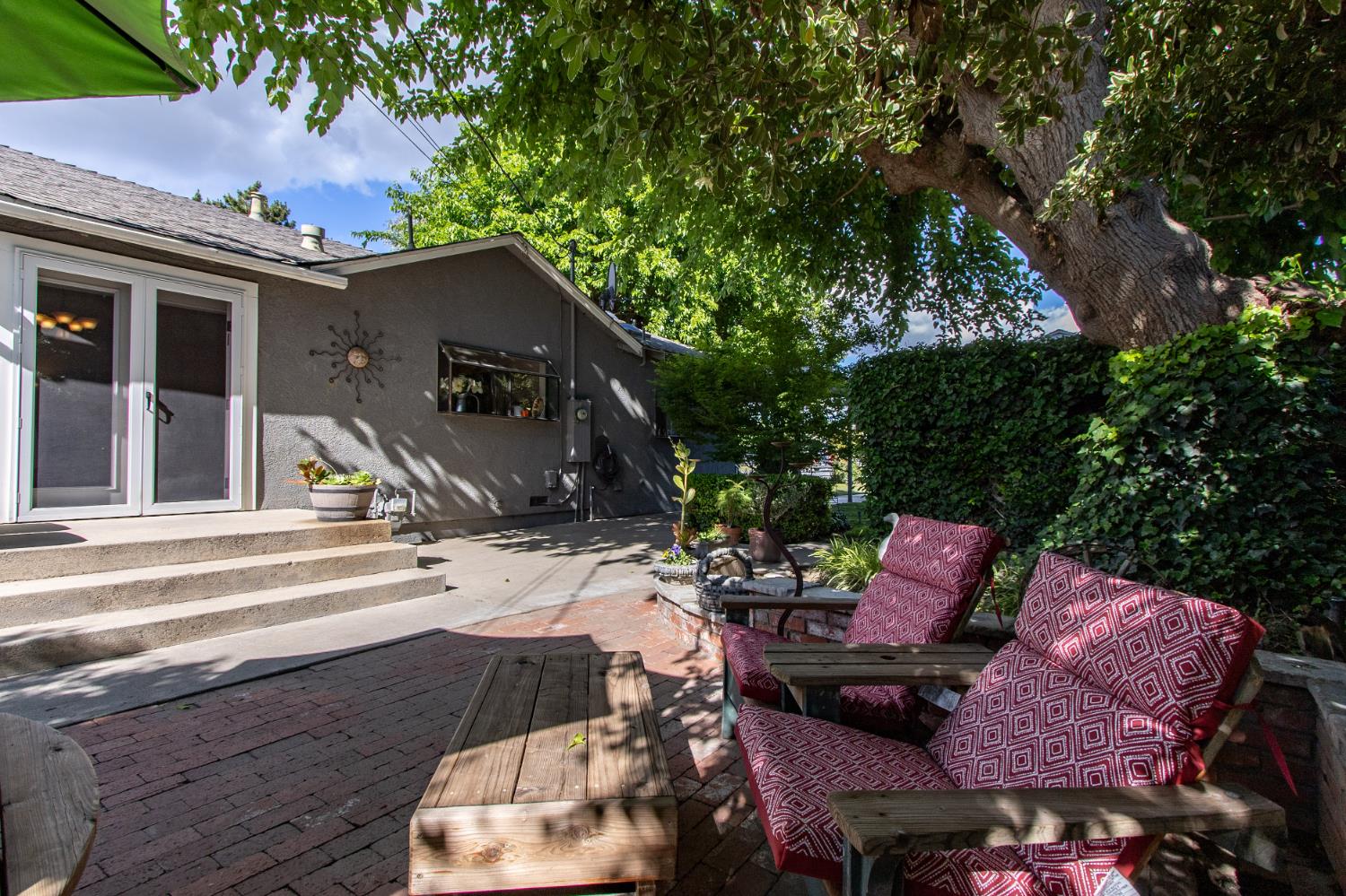 5648 Esmar Rd, Ceres, CA 95307